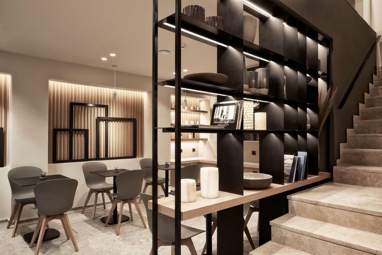 Urban Frame Plaka 3* Atenas